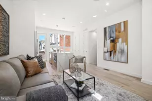 808 13th St NE, Washington, DC 20002 - Photo 2
