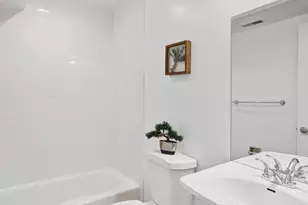 1531 Park Rd NW, Washington, DC 20010 - Photo 22