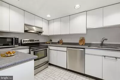 308 East Capitol Street NE #11, Washington, DC 20003 - Photo 4