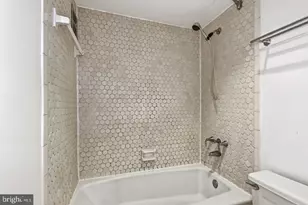 308 East Capitol St NE, Washington, DC 20003 - Photo 30