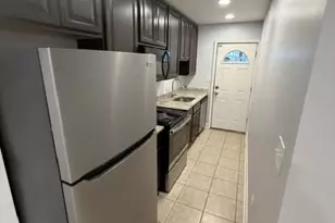 421 Burbank St SE, Washington, DC 20019 - Photo 2