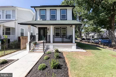 3724 24th Street NE, Washington, DC 20018 - Photo 2