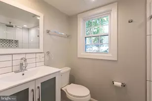3724 24th St NE, Washington, DC 20018 - Photo 50