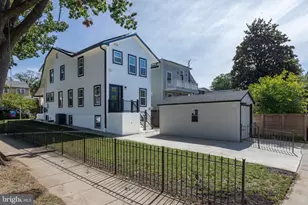 3724 24th St NE, Washington, DC 20018 - Photo 6