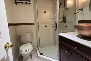 1930 New Hampshire Ave NW, Washington, DC 20009 - Photo 32