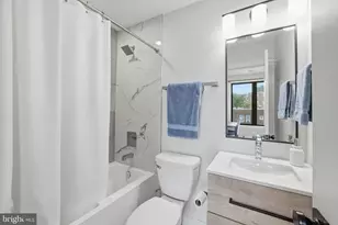 2001 I St NE, Washington, DC 20002 - Photo 14