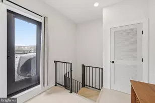 2001 I St NE, Washington, DC 20002 - Photo 16