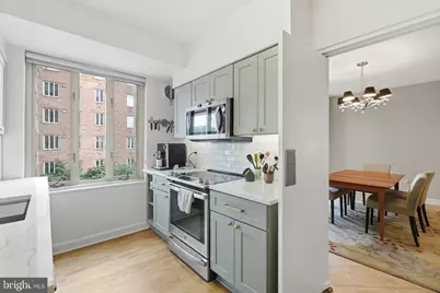 4301 Massachusetts Avenue NW #4005, Washington, DC 20016 - Photo 8