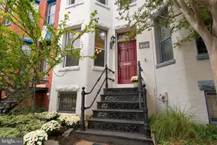 315 E St SE, Washington, DC 20003 - Photo 28