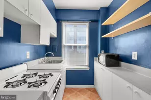 2130 N St NW, Washington, DC 20037 - Photo 24