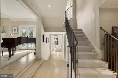 2927 44th Street NW, Washington, DC 20016 - Photo 8