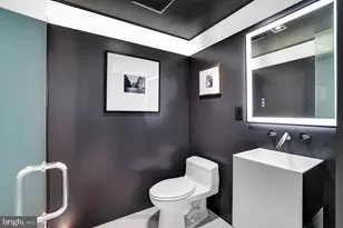 1630 19th St NW, Washington, DC 20009 - Photo 32