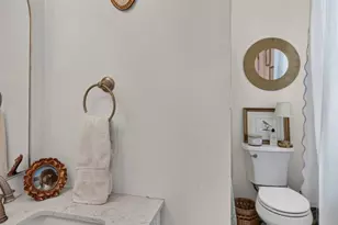 251 8th St NE, Washington, DC 20002 - Photo 56