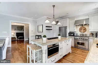 2243 NW 40th Street NW, Washington, DC 20007 - Photo 6