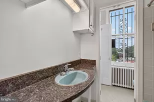312 D St NE, Washington, DC 20002 - Photo 18