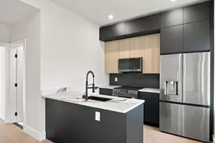 807 A St NE, Washington, DC 20002 - Photo 8