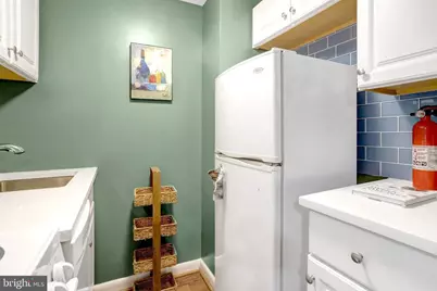2141 I Street NW #104, Washington, DC 20037 - Photo 8