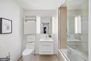 925 H St NW, Washington, DC 20001 - Photo 18