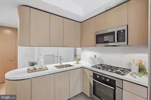 925 H St NW, Washington, DC 20001 - Photo 4