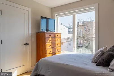 919 12th Street NE #305, Washington, DC 20002 - Photo 8
