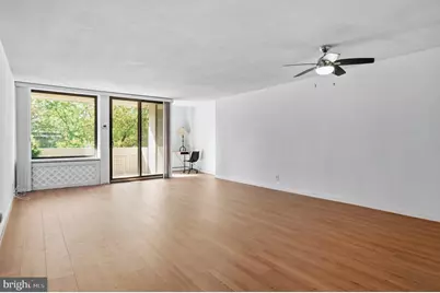 1245 4th Street SW #207, Washington, DC 20024 - Photo 4