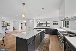 2130 Sudbury Pl NW, Washington, DC 20012 - Photo 12