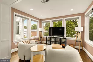 1654 Hobart St NW, Washington, DC 20009 - Photo 32
