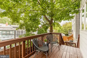 1654 Hobart St NW, Washington, DC 20009 - Photo 24