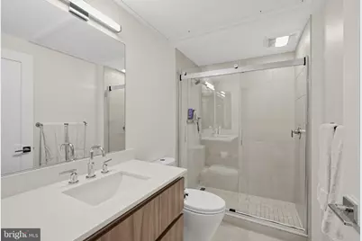 37 L Street SE #401, Washington, DC 20003 - Photo 8