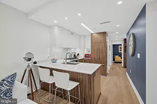 37 L St SE, Washington, DC 20003 - Photo 4