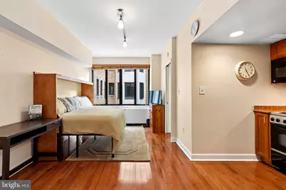 1701 16th Street NW #404, Washington, DC 20009 - Photo 2
