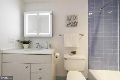 3001 Veazey Terrace NW #426, Washington, DC 20008 - Photo 16