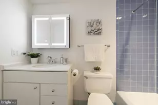 3001 Veazey Terrace NW, Washington, DC 20008 - Photo 16
