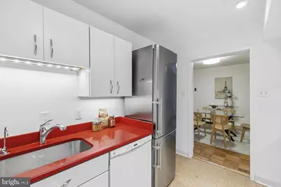 3001 Veazey Terrace NW #426, Washington, DC 20008 - Photo 14