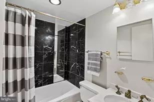 2501 Calvert St NW, Washington, DC 20008 - Photo 22