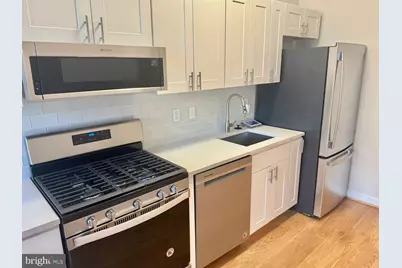 2009 Benning Road NE #2, Washington, DC 20002 - Photo 4