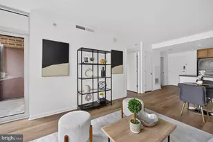 355 I Street SW, Washington, DC 20024 - Photo 12