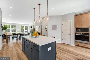 406 Brookland Grv Dr NE, Washington, DC 20017 - Photo 16