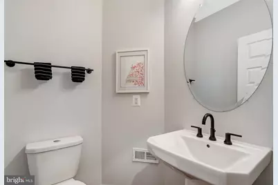 406 Brookland Grove Drive NE, Washington, DC 20017 - Photo 18