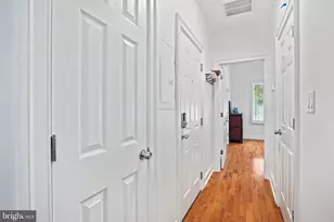 1102 Holbrook Terrace NE, Washington, DC 20002 - Photo 14