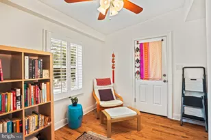 1102 Holbrook Terrace NE, Washington, DC 20002 - Photo 6
