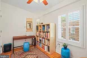 1102 Holbrook Terrace NE, Washington, DC 20002 - Photo 4