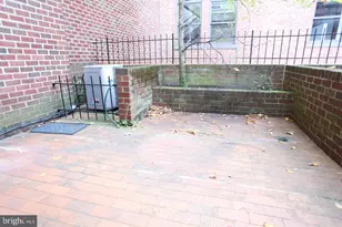 1022 Paper Mill Ct NW, Washington, DC 20007 - Photo 10