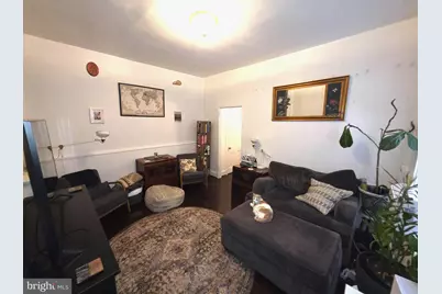 113 4th Street SE #B, Washington, DC 20003 - Photo 4