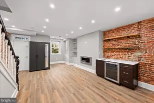 210 11th St SE, Washington, DC 20003 - Photo 16