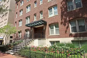 1121 24th St NW, Washington, DC 20037 - Photo 2