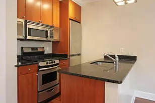 1121 24th St NW, Washington, DC 20037 - Photo 6