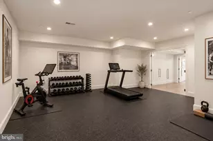 2934 Glover Dr NW, Washington, DC 20016 - Photo 28