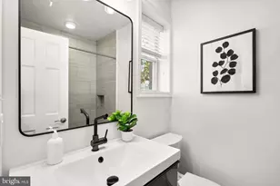 1201 Queen St NE, Washington, DC 20002 - Photo 16