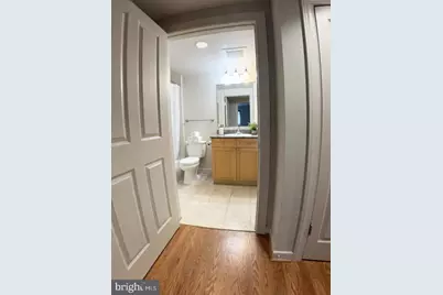 777 7th Street NW #819, Washington, DC 20001 - Photo 12